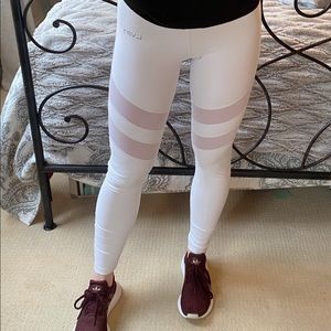 LVFT mesh white leggings size small never worn!